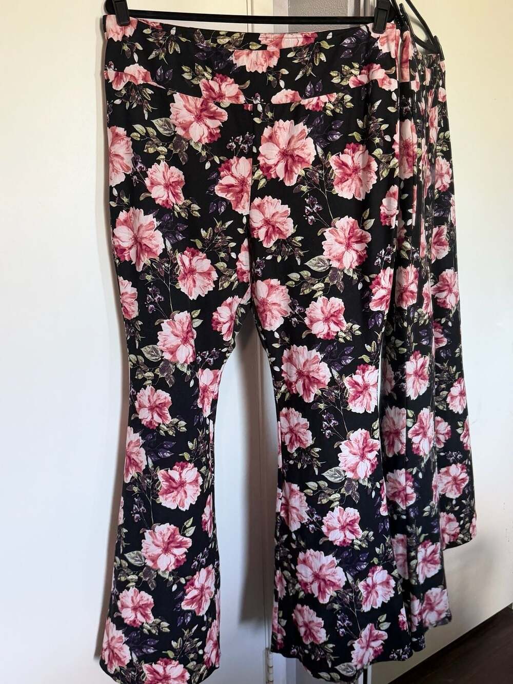 Floral Print Flare Pants